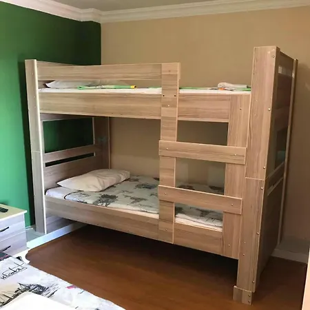 Hotel Druzhba 3*